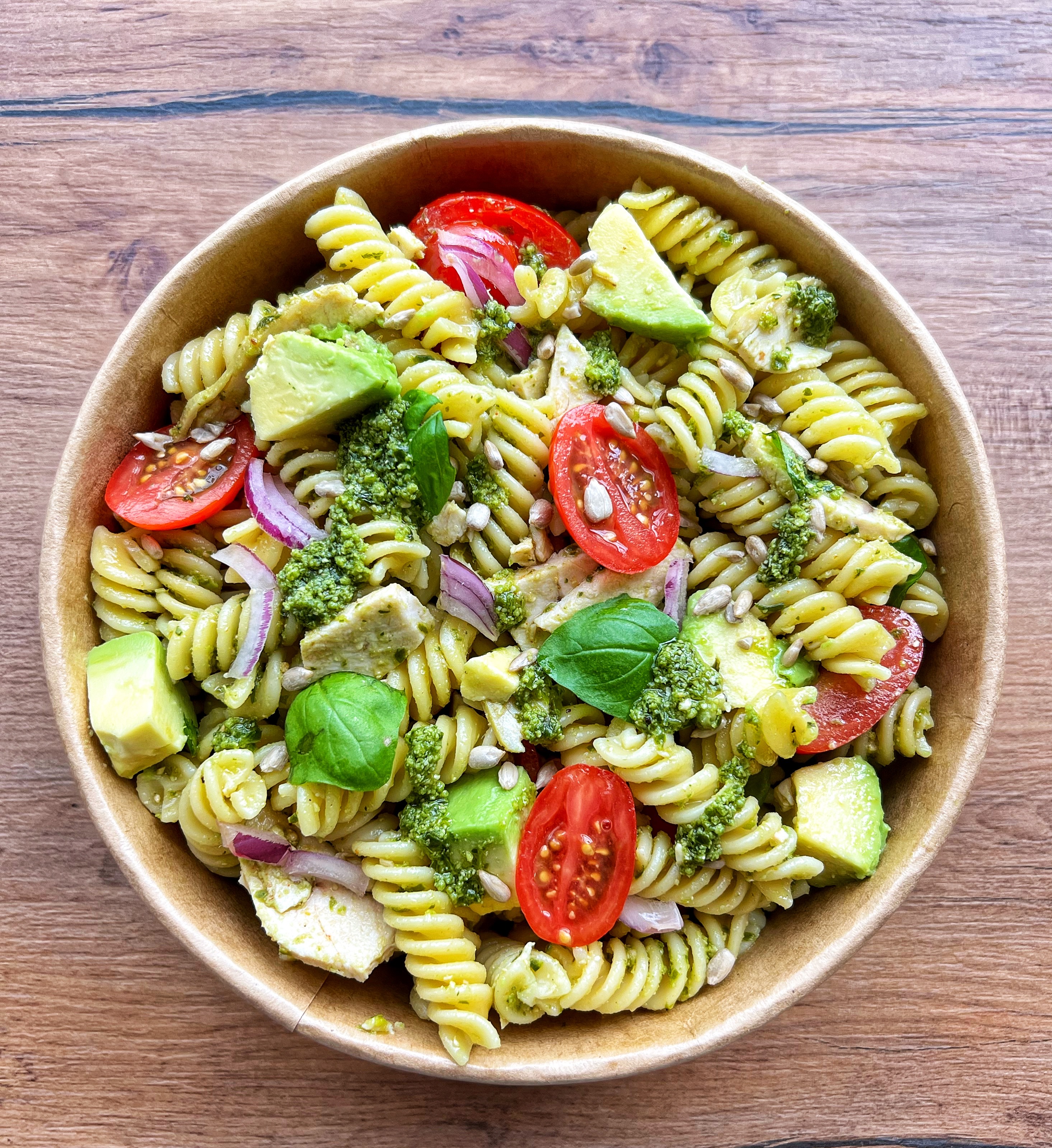 Healthy chicken avo pasta